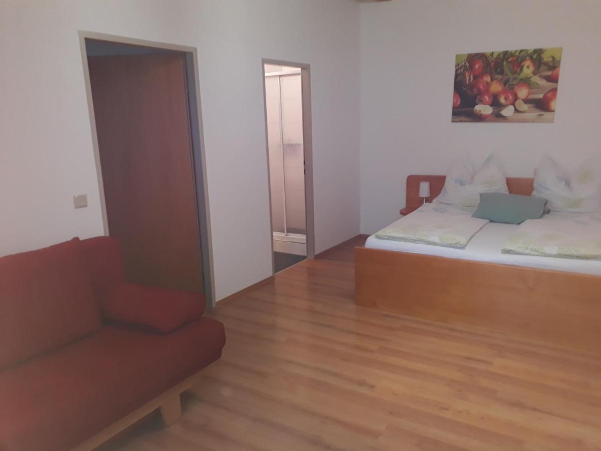 甘利特茨Obsthof Glueck住宿加早餐旅馆 外观 照片